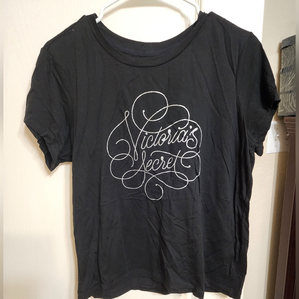 Victoria secret shirt L. Item 10